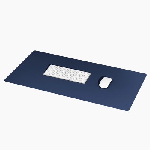 Minimalist Mat in Navy.