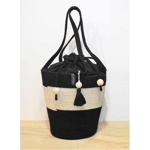 Pull string tote Black & Ivory