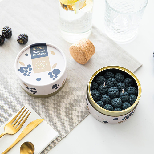 Cinnamon Blackberry Scented Soy CandleCan