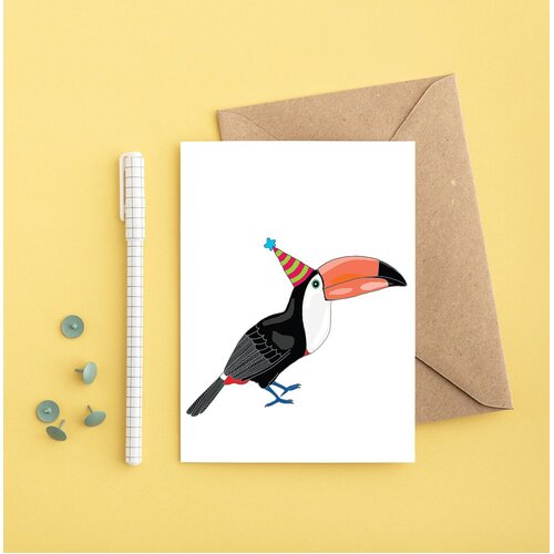Toucan in a party hat