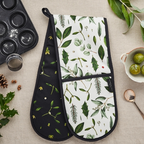 Oven Gloves - Christmas Mistletoe Greenery