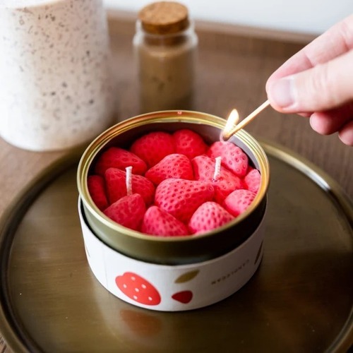 Ripe Strawberries Scented Soy Candle Can